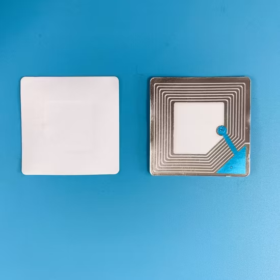 Adesivo 4X4 cm Etichetta di sicurezza EAS 8,2 MHz Etichetta antifurto di sicurezza affidabile EAS RF